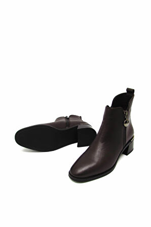 CASTLE BLACK CB9780-1 KAHVERENGİ KADIN KALIN TOPUK FERMUAR DETAYLI BOT