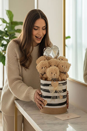 Premium Silindir Hediye Kutusunda, Kalpli Balonlu 6’lı Taba Ayıcık Buketi, Öğretmenler günü Hediyesi - Sınıf Öğretmenine Hediye