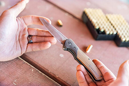Smith Wesson® Stave 3.3 in Satin Tanto Katlanır Çakı 1117233