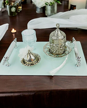 Harmonize Beyaz Söz Tepsisi ve Damat Kahve Fincanı