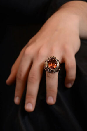 Kırmızı Zirkon Taşlı Yanı Selçuklu Arma Ve Hilal Yıldız Işlemeli Erkek Gümüş Yüzük