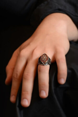 Anadolu Desenli Kehribar Taşlı Yanı Işlemeli Erkek Gümüş Yüzük