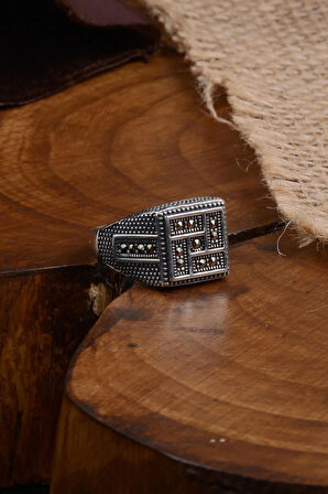 Kare Dikdörtgen Model Markazit Taşlı Erkek Gümüş Yüzük