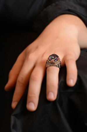 Mistik Topaz Taşlı Zirkon Bezeli Yanı Hiç Yazılı Erkek Gümüş Yüzük