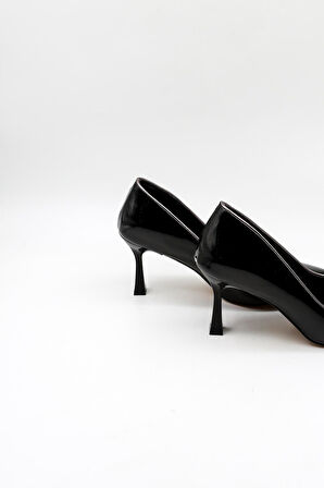 Park Moda Kadın Klasik Topuklu Ayakkabı PM537 K1501 - Siyah Rugan