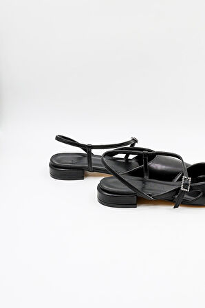 Park Moda Bantlı Sivri Burun Kadın Babet Ayakkabı PM280 K52 SiyahCilt