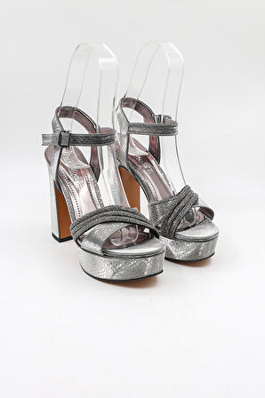 Park Moda Kadın Topuklu Ayakkabı PM08 K2026/2 Platin İthal Dpn