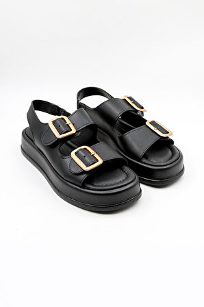 Park Moda Dolgu Topuklu Çift Bantlı Arkası Lastikli Tokalı Kadın Sandalet PM183 Siyah Cilt