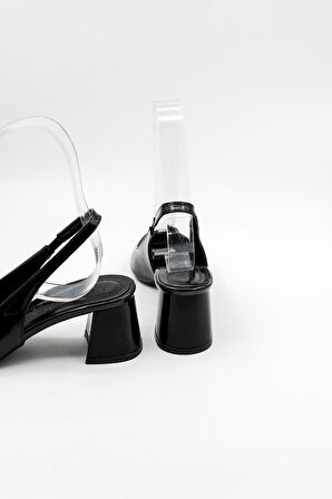 Park Moda Kadın Sivri Burun Düz Desensiz İnce Arkası Açık Ayakkabı PM571 Siyah Rugan