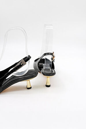 Park Moda Kadın Sivri Burun Düz Desensiz İnce Arkası Açık Rugan Ayakkabı PM439 Siyah Rugan