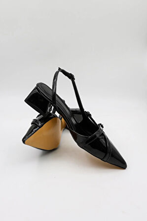 Park Moda Rugan Kemerli Detaylı Kısa Topuklu Ayakkabı PM483 Siyah Rugan