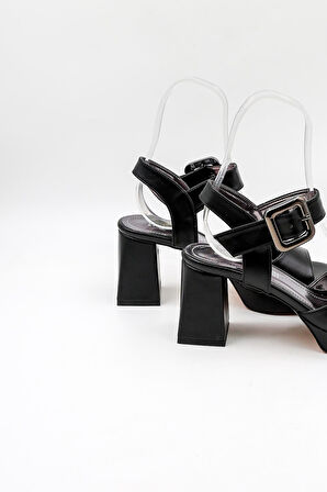 Park Moda Kalın Topuklu Kemer Detaylı Kadın Ayakkabı PM08 Siyah Cilt