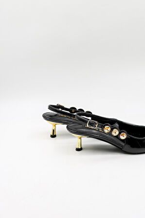 Kriste Bell Kadın Tokalı Taş Detaylı Klasik Topuklu Ayakkabı KB50305030 Siyah Rugan