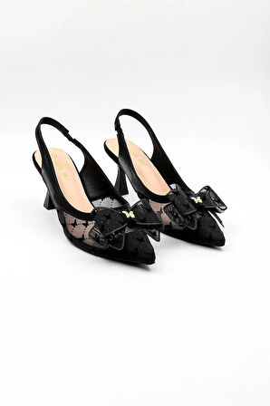 Kriste Bell Kısa Topuklu Fiyonk Detaylı Tokalı Stiletto KB1000 Siyah
