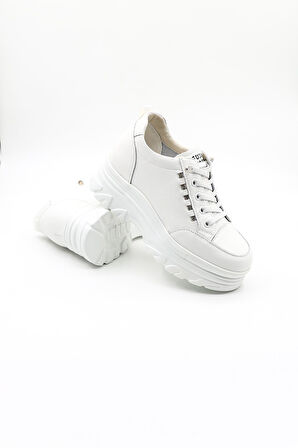 Guja İthal Dolgu Topuk Taş Detaylı Sneakers Kadın Spor Ayakkabı GJ361 Beyaz