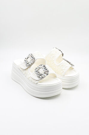 Guja Ortopedik Dolgu Topuklu Taşlı Dantelli Şık Terlik GJ405 Beyaz