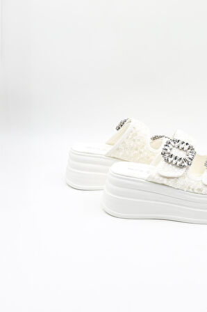 Guja Ortopedik Dolgu Topuklu Taşlı Dantelli Şık Terlik GJ405 Beyaz