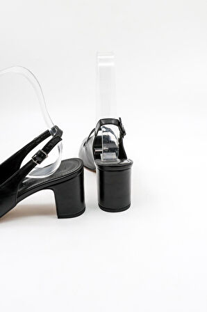 Park Moda Arkası Açık Kemerli Rahat Kadın Ayakkabı PM207 Siyah Cilt