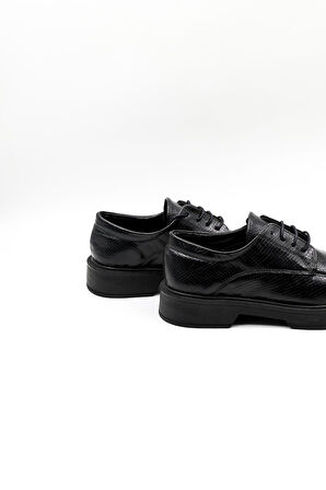 Kriste Bell Bağcıklı Klasik ve Günlük Kadın Ayakkabı KB268 Siyah Yılan