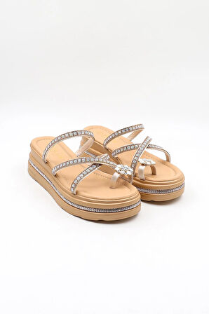 Guja Dolgu Tabanlı Taşlı Şık Terlik GJ398 Bej