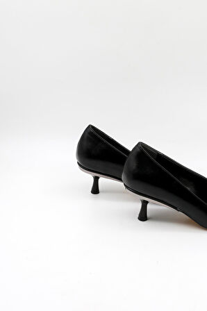 Park Moda Kısa Topuklu Şık Kadın Ayakkabı PM207 Siyah Cilt