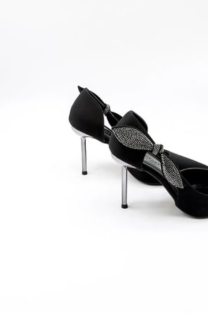 Park Moda Kadın Taşlı Fiyonk Detaylı Kadın Stiletto PM170 Siyah Nubuk