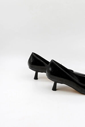 Park Moda Kısa Topuklu Kadın Ayakkabı PM439 K902 - Siyah Rugan