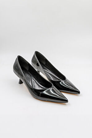 Park Moda Kısa Topuklu Kadın Ayakkabı PM439 K902 - Siyah Rugan