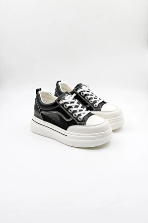 Kriste Bell Bağcıklı Taş Detaylı Yüksel Taban Kadın Spor Ayakkabı K25 0002 - Siyah