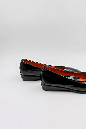 KristeBell İthal Özel Rugan Deri Babet KB42220 - Kırışık Siyah - 36