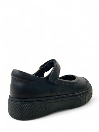 818 Hafif Kız Çocuk Okul Öncesi Deri Babet