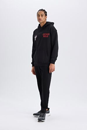 DeFactoFit NBA Chicago Bulls Boxy Fit Kapüşonlu Kalın Sweatshirt D6574AX25SPBK81