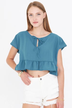 Kadın Petrol Yarasa Kol Yakası Bağlamalı Eteği Fırfırlı Oversize Crop Bluz ARM-24Y001088