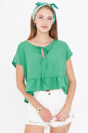 Kadın Çimen Yeşil Yarasa Kol Yakası Bağlamalı Eteği Fırfırlı Oversize Crop Bluz ARM-24Y001088