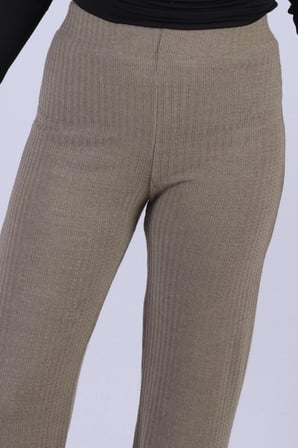 Kadın Haki Yumuşak Dokulu Likralı Pantolon ARM-26K001090