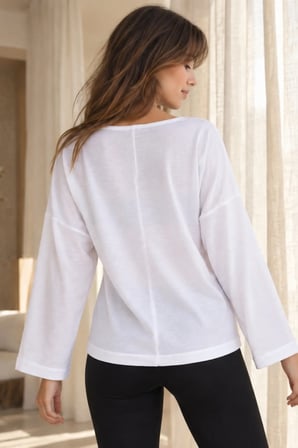 Kadın Beyaz Sıfır Yaka Oversize Uzun Kollu Basic T-shirt ARM-27K001017