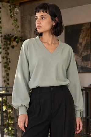 Kadın Mint V Yaka Sweatshirt ARM-27K001022