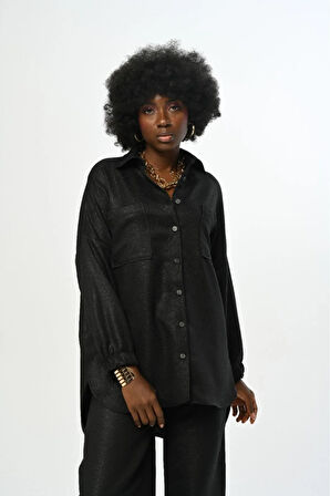 KADIN DÜZ RENK SİMLİ ÇİFT CEPLİ KOLLARI BÜZGÜLÜ OVERSİZE KESİM GÖMLEK