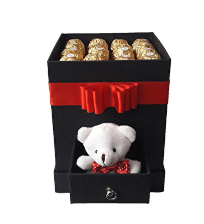 Tasarım Kutuda Enfes Çikolatalar Ve Sevimli Ayıcık