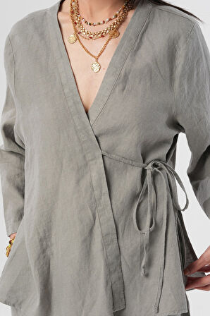 KADIN V YAKA GRİ RENK ÖNÜ BAĞLAMA DETAYLI GÖMLEK