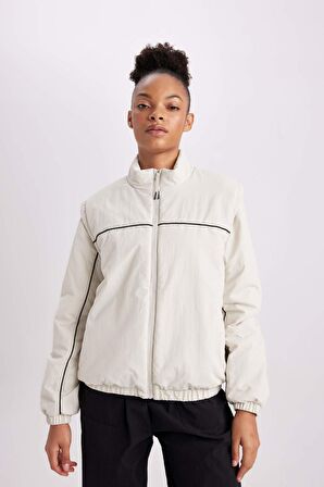 DeFactoFit Su İtici Mont Rüzgar Geçirmez Dik Yaka Çıkarılabilir Kol Detaylı Cepli Astarlı B2419AX24SPBG721