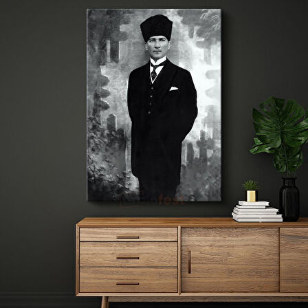 Siyah Beyaz Atatürk - Kalpak ve Klasik Duruş Kanvas Tablo