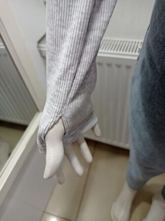 Gri Darkalıp Fitilli Kaşkorse Yarım Fermuarlı Parmak Detaylı Bluz