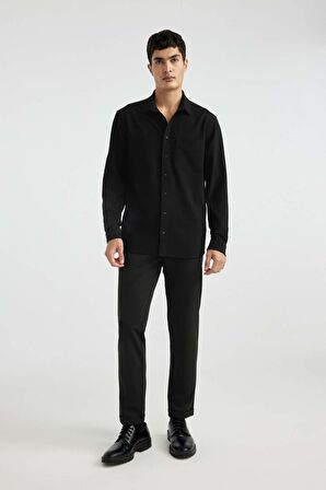 DeFacto Regular Fit Polo Yaka Krinkıl Basic Düz Uzun Kollu Siyah Gömlek B6484AX24SPBK27