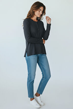 KADIN YAKA DÜME DETAYLI MEVSİMLİK BLUZ