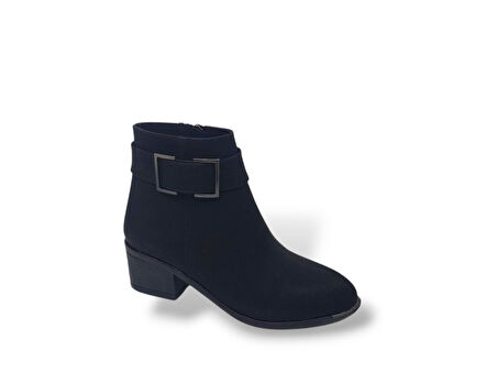 Zerhan 517 Kadın Siyah Tokalı Fermuarlı Bot