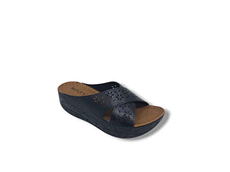 Zerhan 2652 Kadın Siyah Günlük Kullanım Dolgu Topuk Terlik