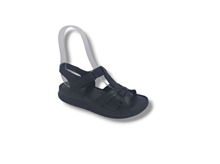 Zerhan 1150 Kadın Siyah Cırtlı Yumuşak Taban Comfort Sandalet Ayakkabı