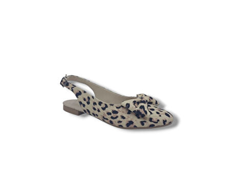 Zerhan 200 Kadın Ten Fiyonklu Leopar Desenli Arkası Açık Babet Ayakkabı