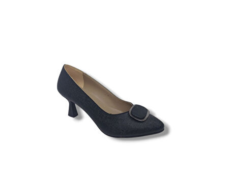 Zerhan 0072 Kadın Siyah Tokalı Alçak Topuklu Ayakkabı